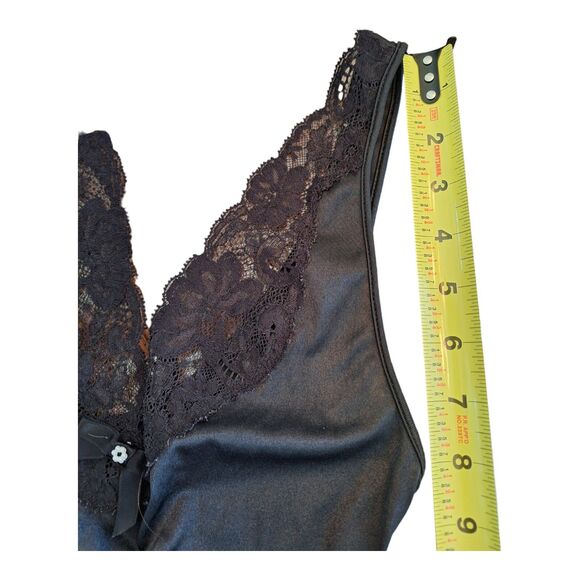 VINTAGE USA MISS ELAINE PEIGNOIR SET BLACK NIGHTGOWN and ROBE LONG LACE SMALL - Picture 14 of 16